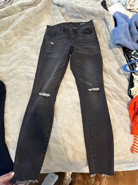 Blank NYC Black Distressed Skinny Jeans with Knee Rips